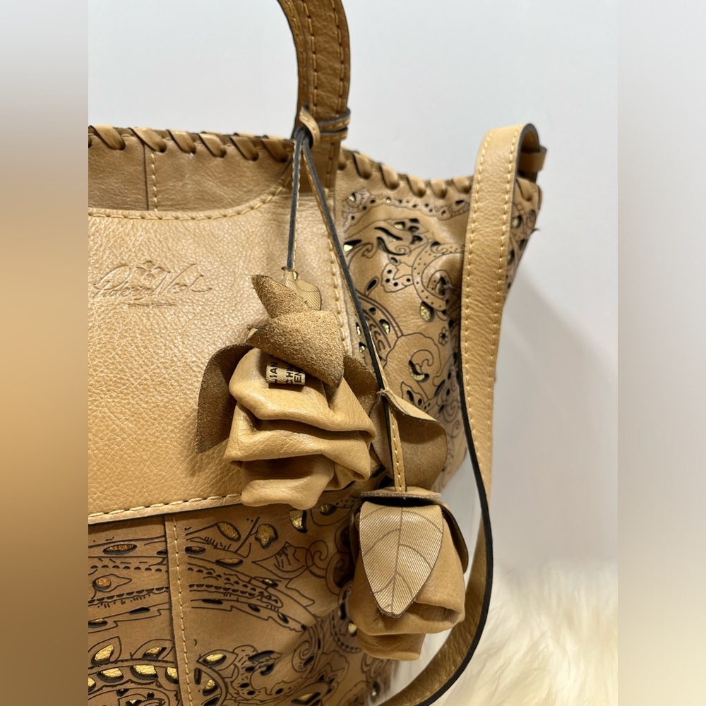 Patricia Nash Laser Lace Vilani Leather Tote with Metallic Gold leather undercut - Picture 5 of 17